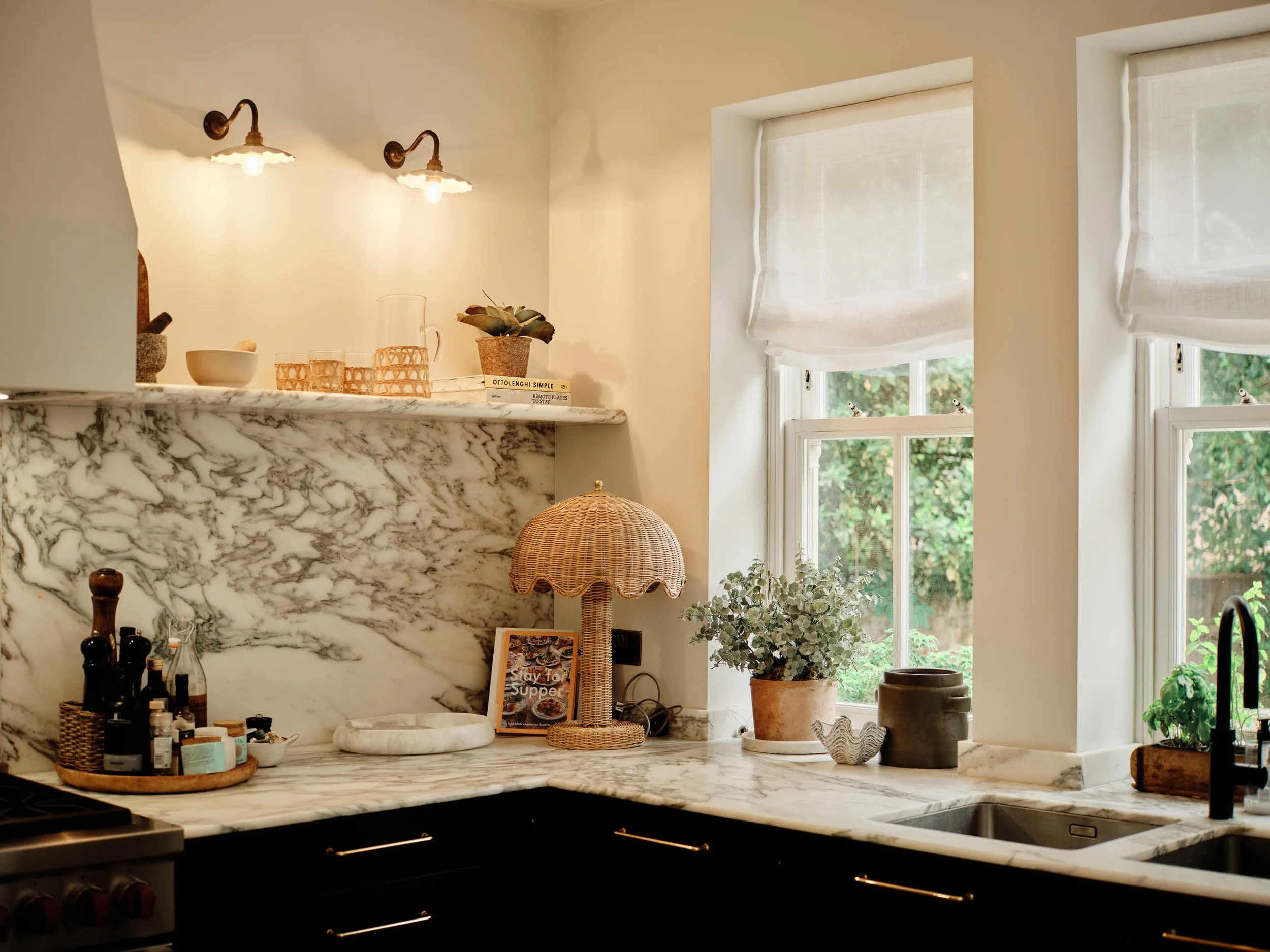 0177_25-06-05_0531_Luxury Persian Rug Company_GFXS2284.jpg