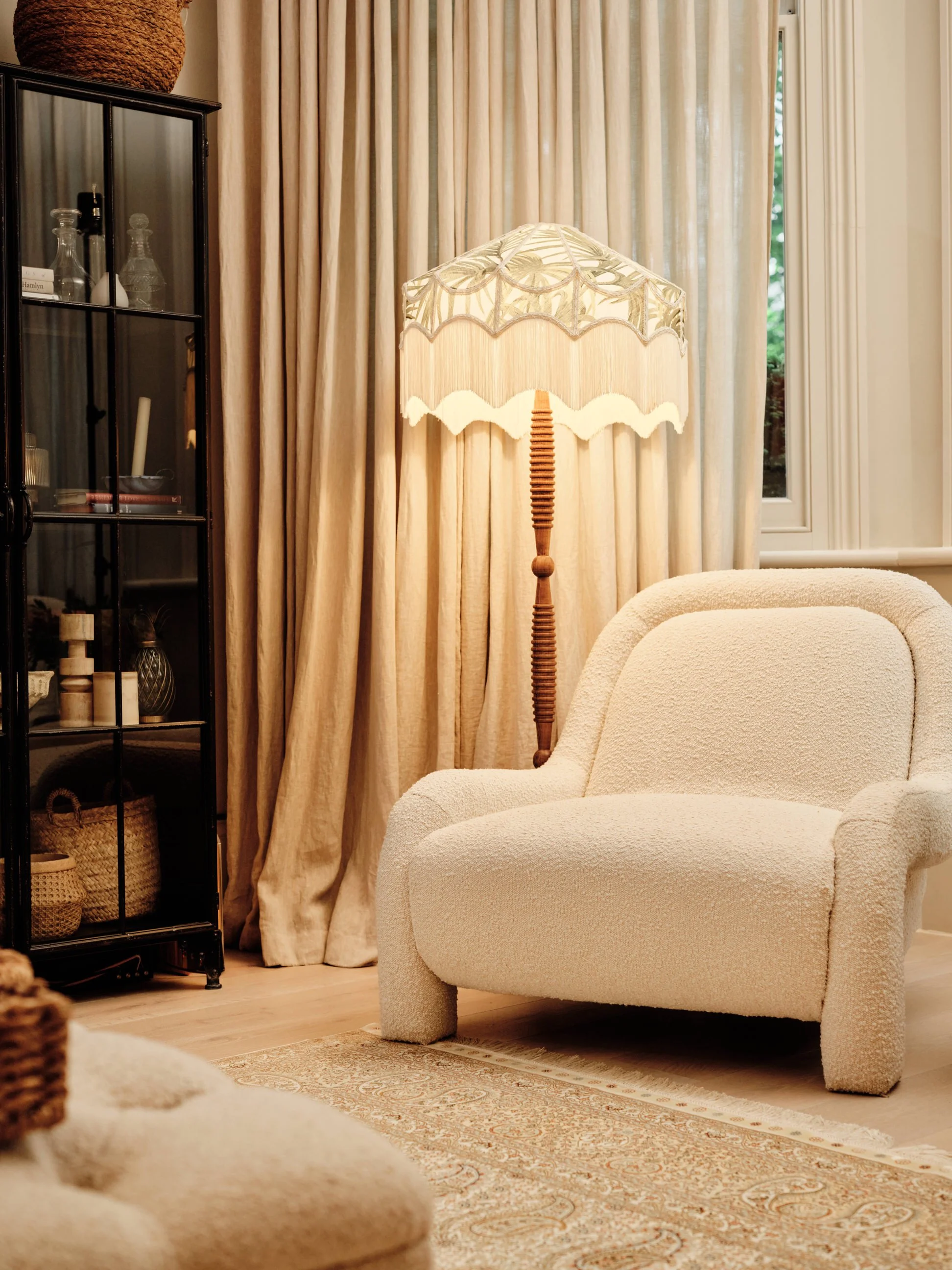 0161_25-06-05_0151_Luxury Persian Rug Company_GFXS0503.jpg