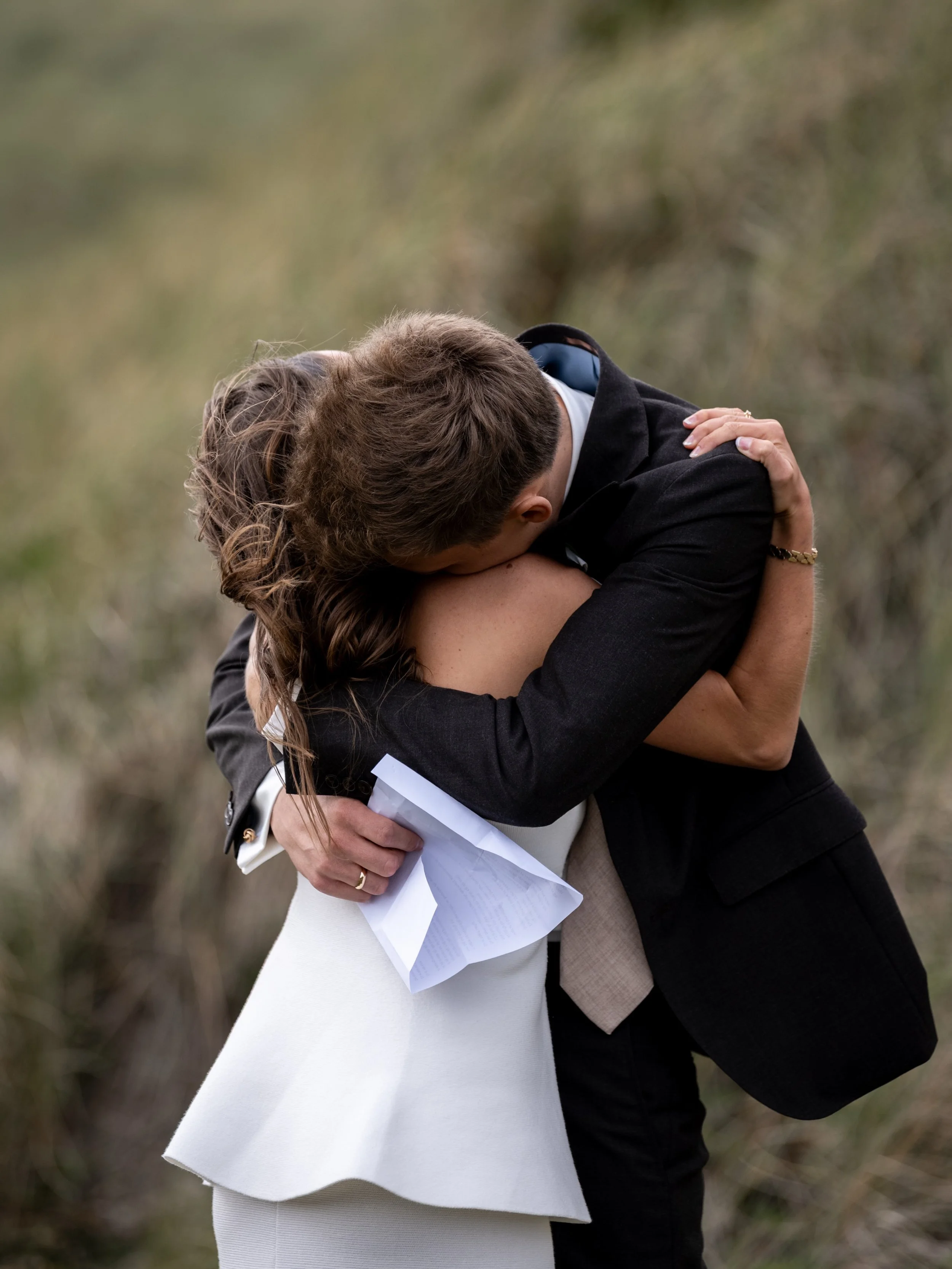 Standing in the wild nature, holding each other close after reading the words that matters most 🥹🌿
This is what an elopement can feel like &hearts;️

Can you imagine exchanging your vows like this?

#northseaelopements #weddingphotographerdenmark 

