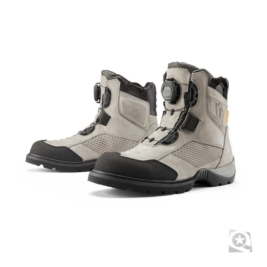 LEQUIPEMENT_Icon_Stormhawk_Boots_Gris_3QFace_1080x1080.jpg