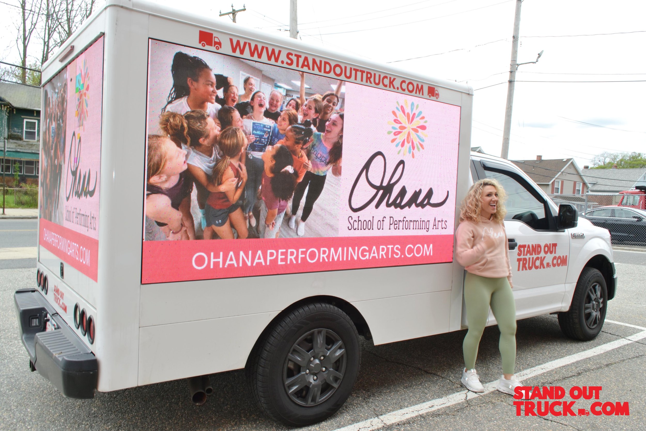 Ohana Performing Art x Stand Out Truck5.JPG