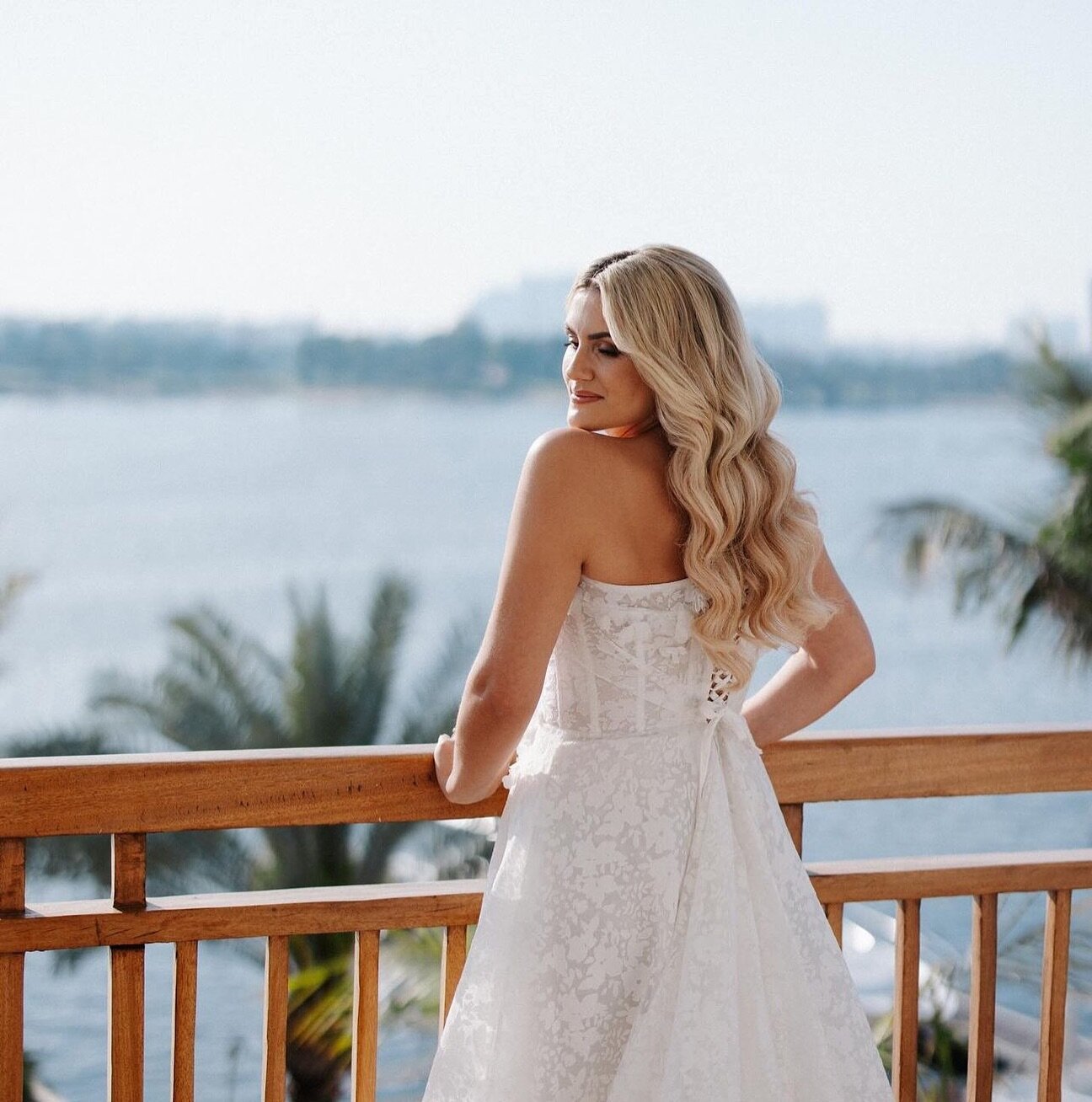 Beautiful S ✨  Photographer @yasinemohamedphotography  Wedding planner @wedoeventss  Venue @parkhyattdubai  Hair @ludayena  Makeup by me #bridalmakeupdubai#dubaimakeupartist#frenchrivieramakeupartist#lakecomobridalmakeupartist