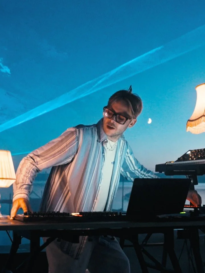 A live moment in Biscarosse to celebrate Romain Garcia&rsquo;s debut album - EUR&Ecirc;KA! 🌟
Full live out now on YouTube!

Directed by @nfdrea @maxurbain 

@anjunadeep