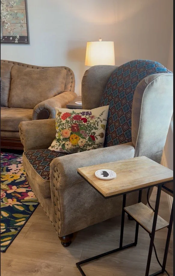 Living Room.jpg