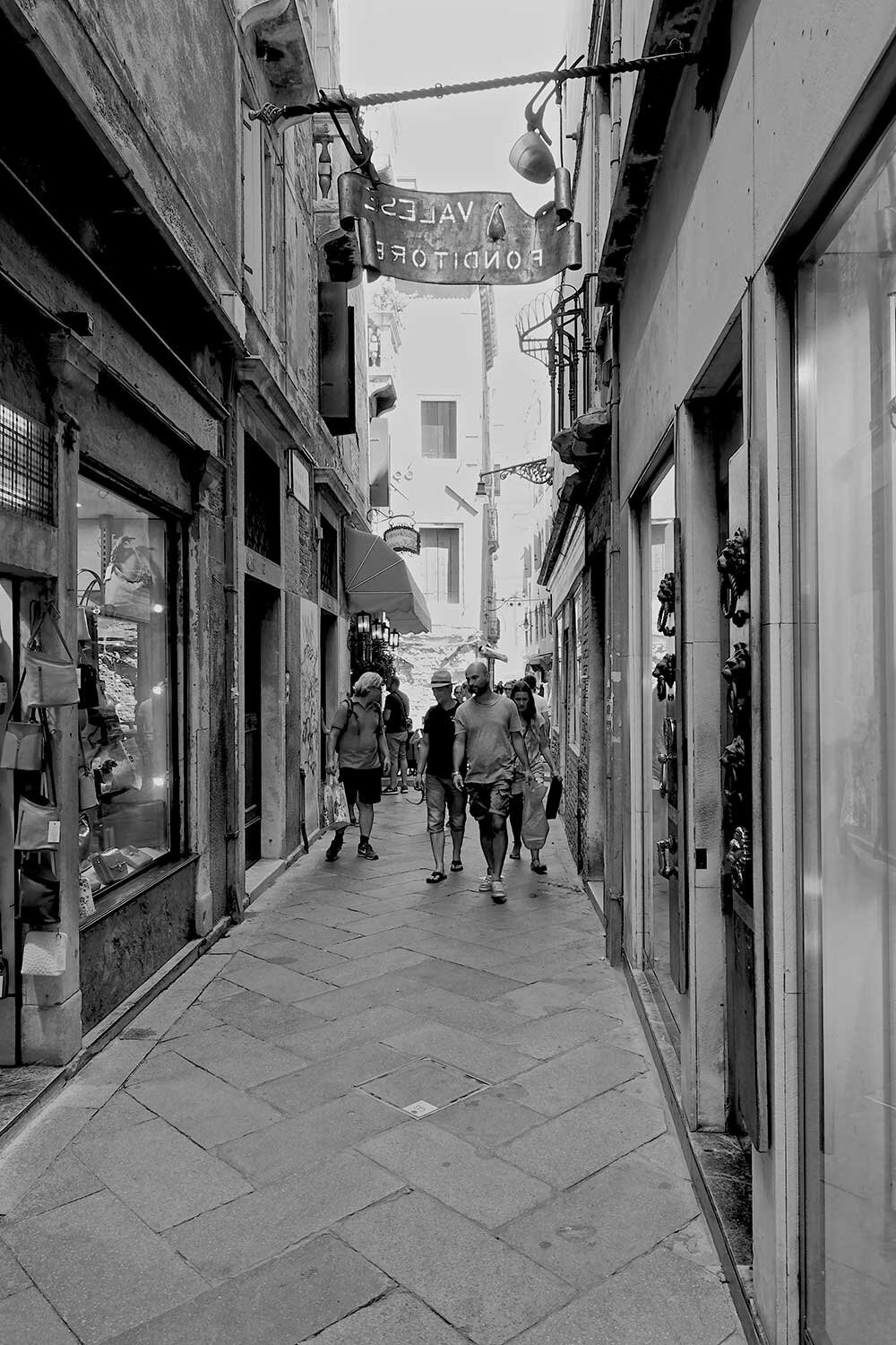 Venice-streets-2015.jpg