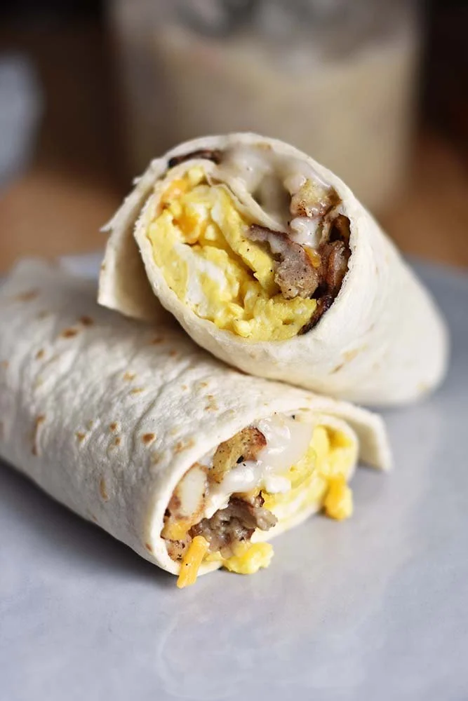 https://images.squarespace-cdn.com/content/v1/5e4eabf35198d84399d289cf/09f84bae-50f7-409d-84dc-5ab95b1479fe/Sausage%2BGravy%2BBurrito