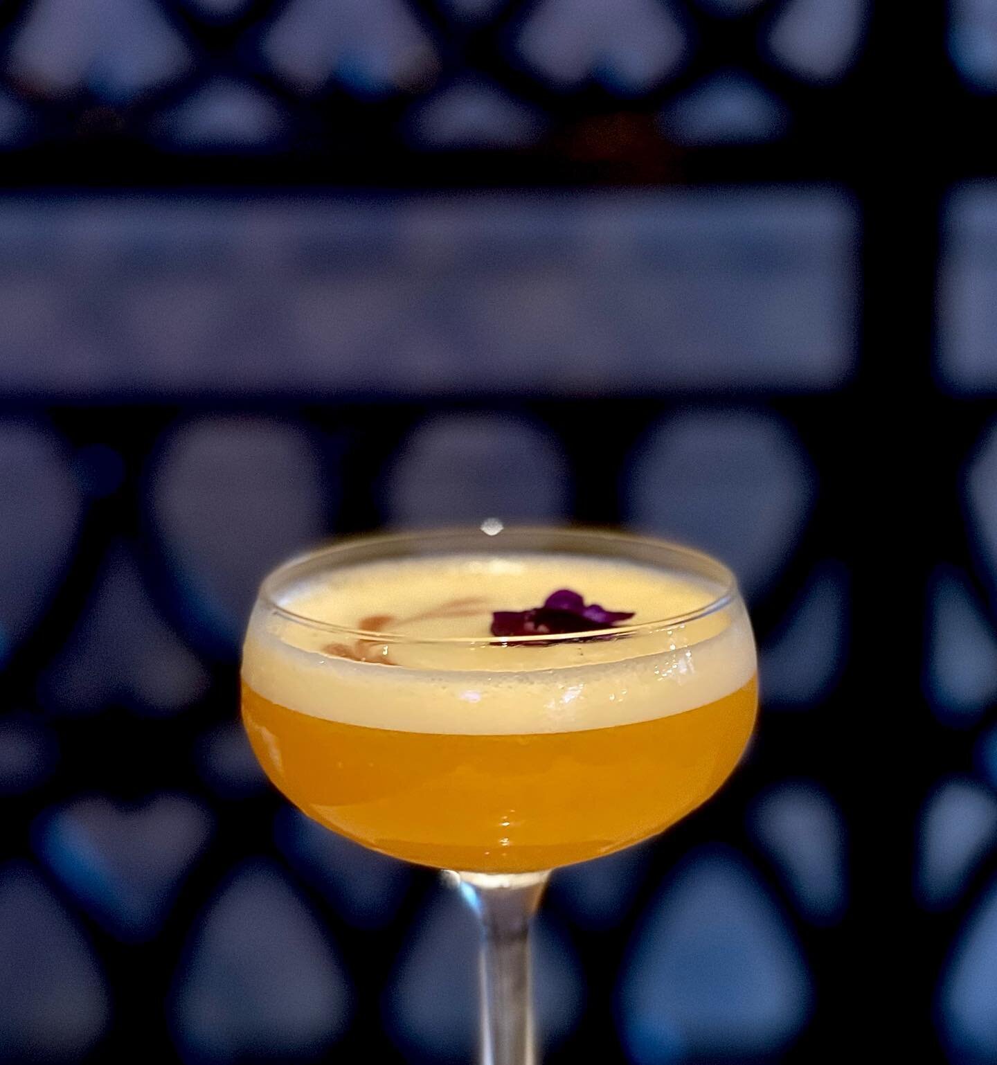 Passion fruit Ebra Sour from @kaiyosf 😍 so excited they&rsquo;re opening a rooftop bar this winter!  Check out @kaiyorooftop for updates