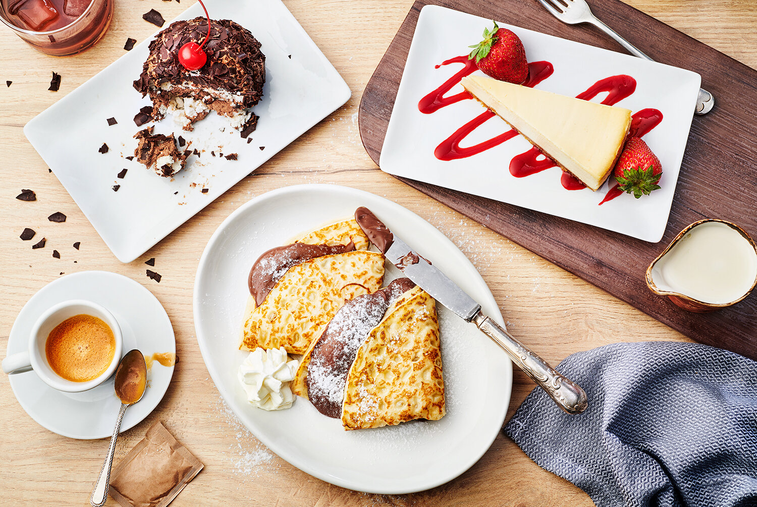 180511_Roadhouse_Menu_DessertsNoHANDSF.jpg