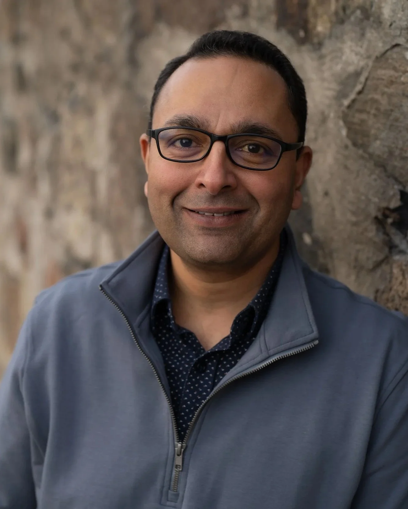 Headshot of Haniel Davy, Guelph therapist offering affordable therapy