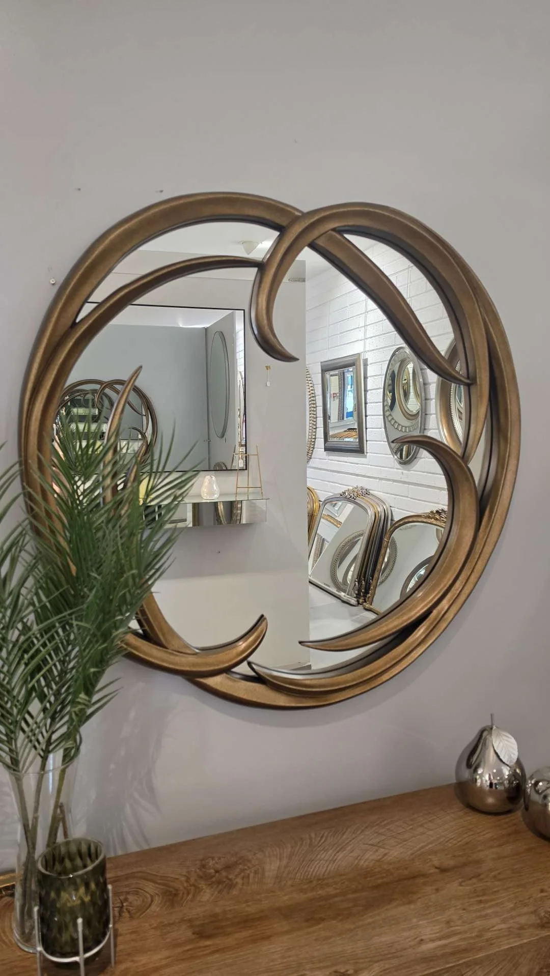 Lir Mirror | Brushed Brass