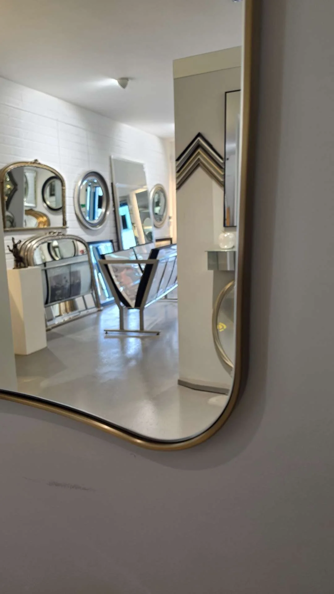 dunmore-hand-crafted-mirror-brass-8.jpg