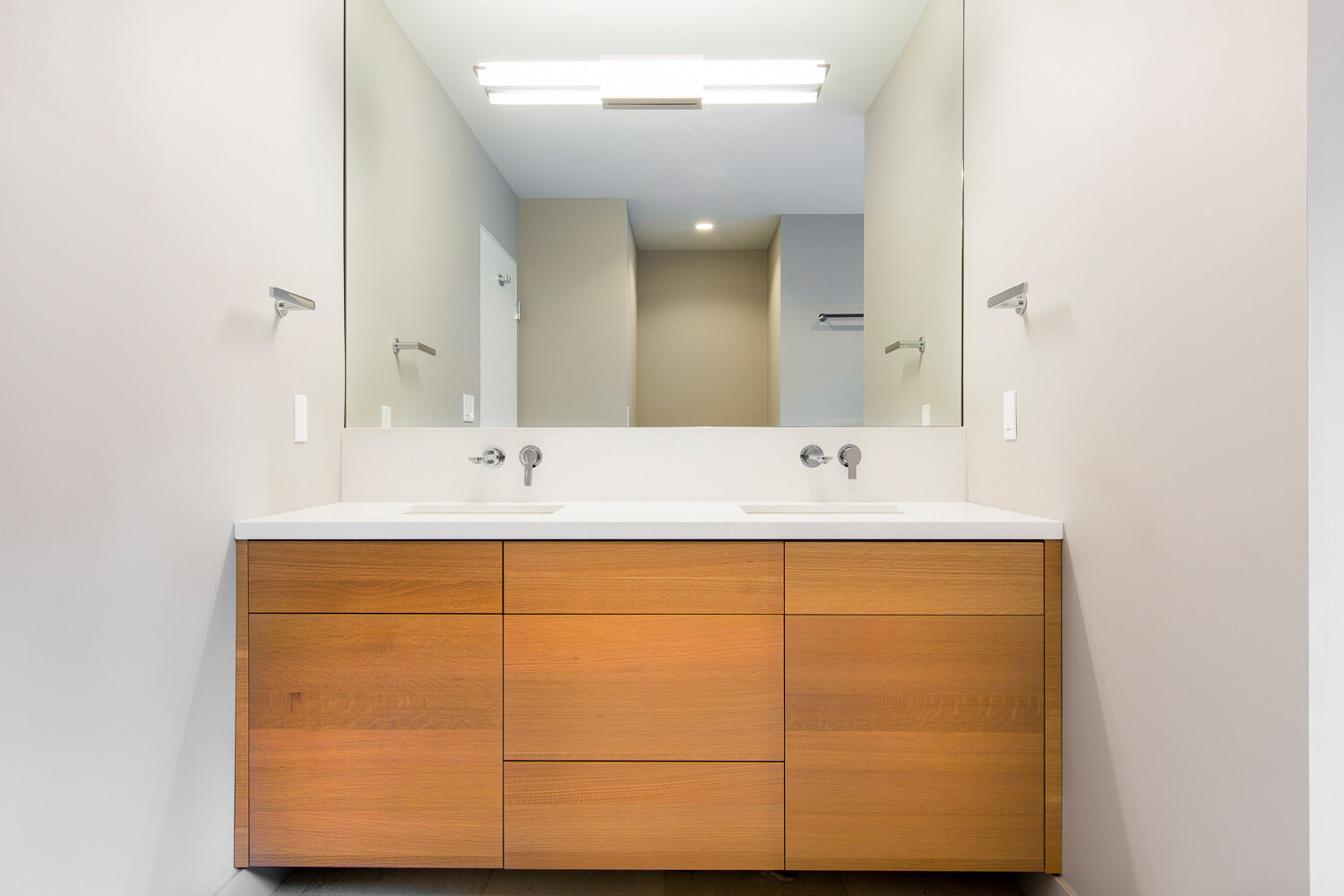 sustainable-architecture-bay-area-camelia-bathroom-front.jpg