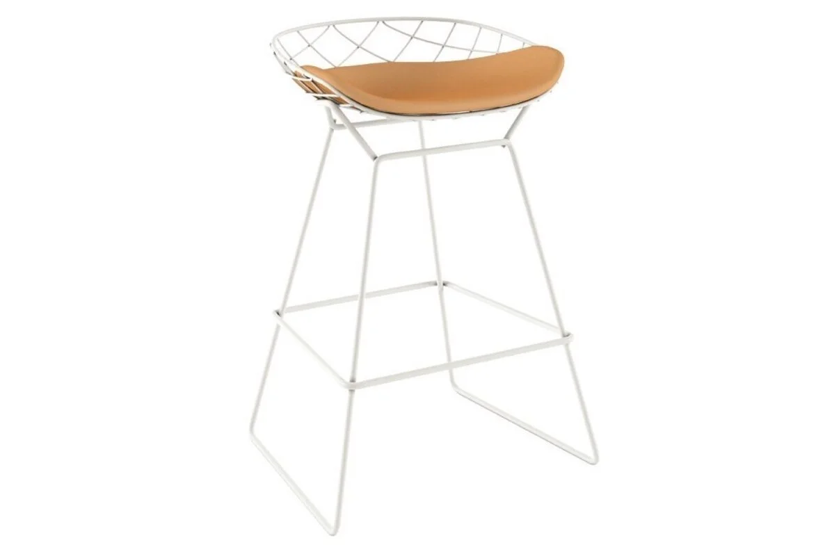 KOBI STOOL