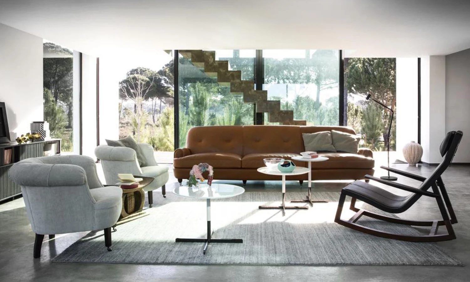 CLUB LOUNGE CHAIR — MANIFESTO