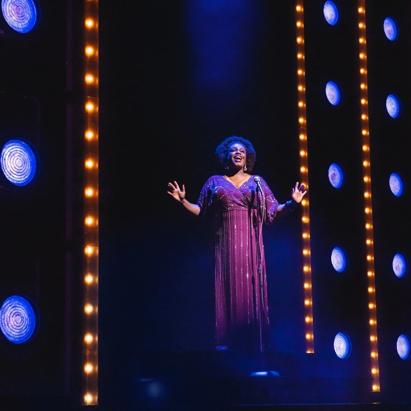 New Productions Photos of Sharlene Hector as Effie White in Dreamgirls