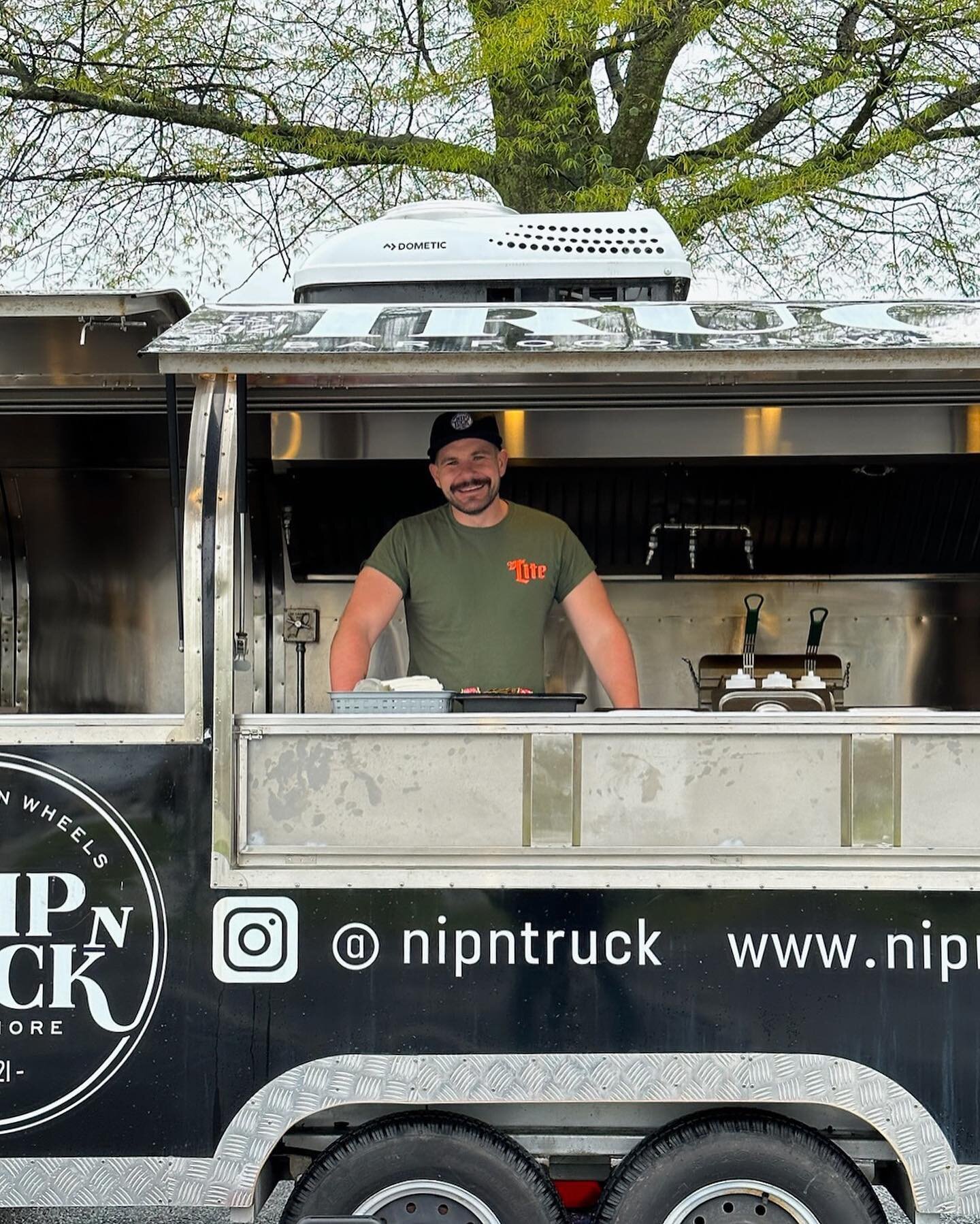 Did someone say bar food on wheels?! Hire us for your next event!  Email us at truck@nipntuck.bar for details.