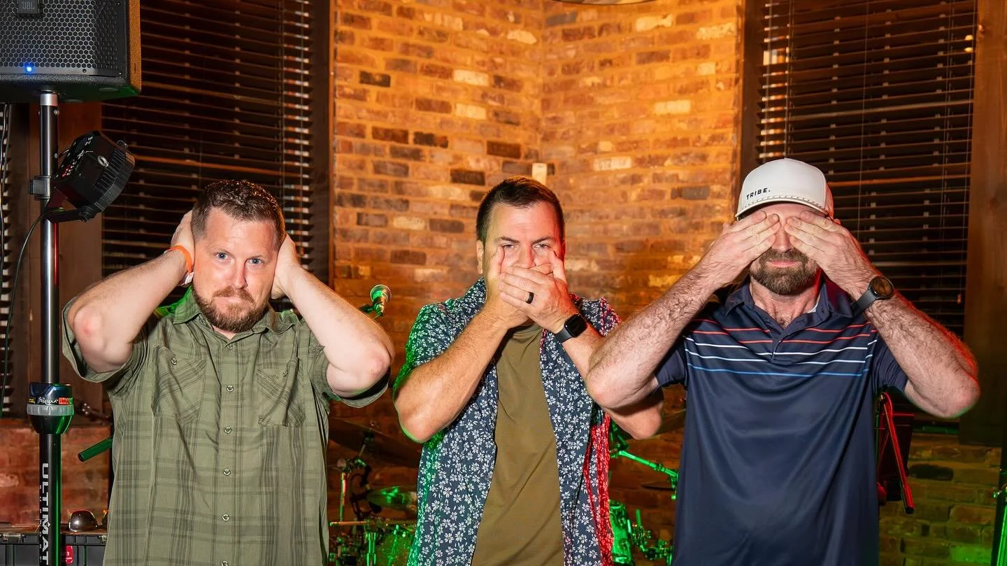 Jaded Monkeys Trio LIVE at nip-n-tuck bar & grill