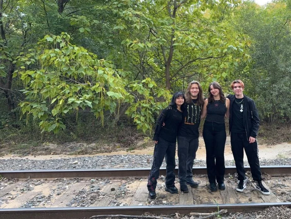 Strange Occurence AT NIP-N-TUCK BAR &amp; GRILL