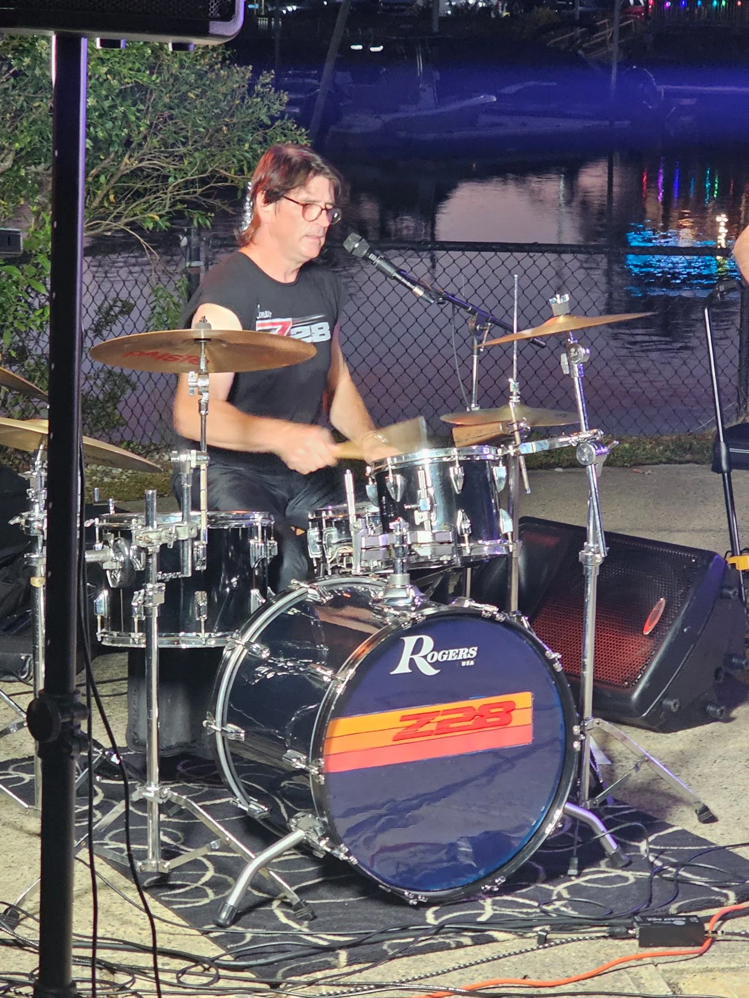 Z28 LIVE AT NIP-N-TUCK BAR &amp; GRILL