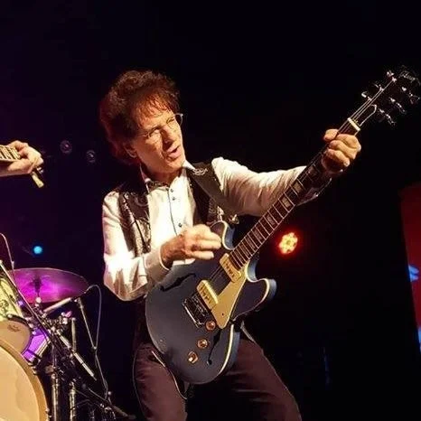 Bob Burger &amp; The Everchanging Band LIVE AT NIP-N-TUCK BAR  &amp; GRILL