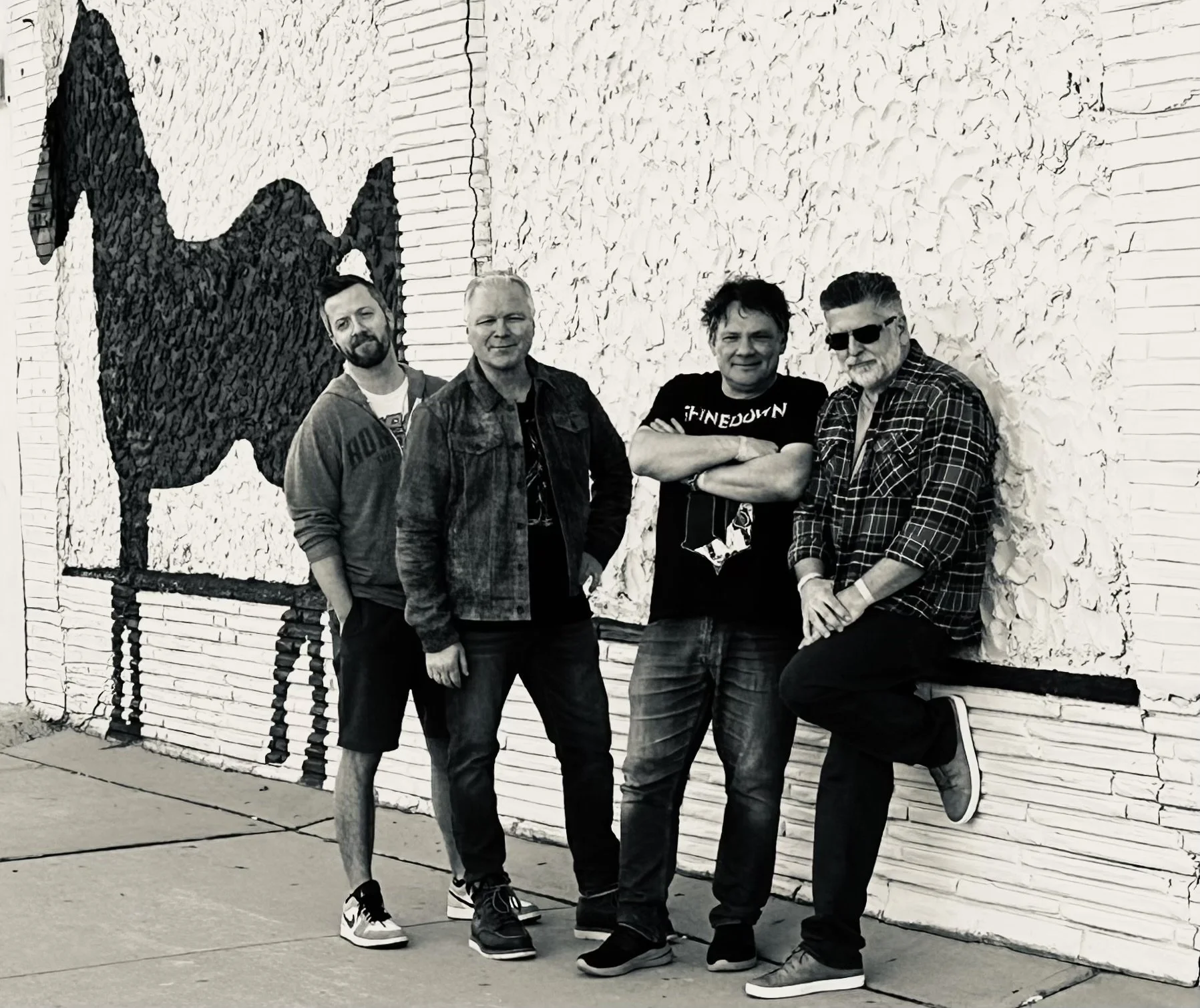 ROCK HARD LIVE AT NIP-N-TUCK BAR &amp; GRILL