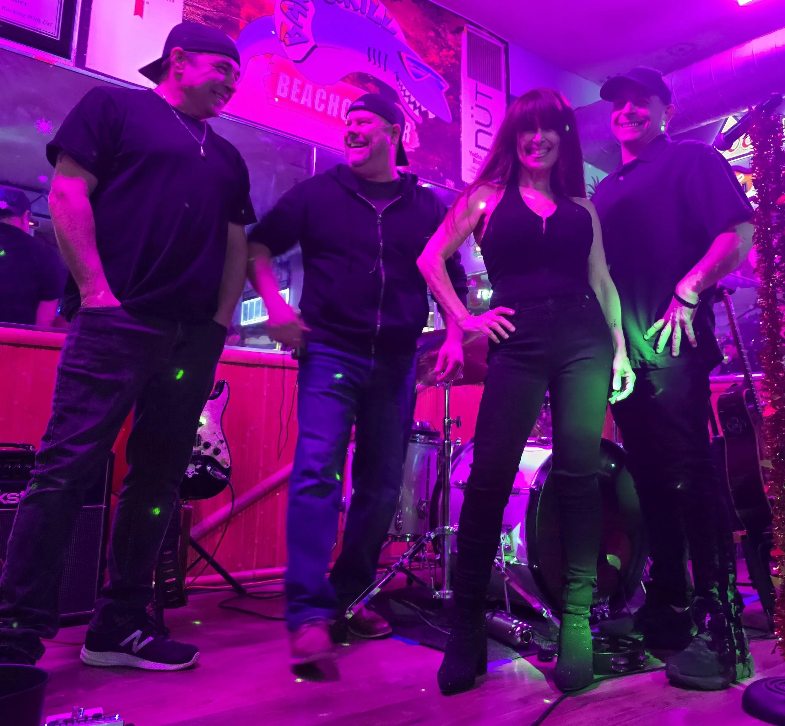 Rock It Queen Live at Nip-N-Tuck Bar &amp; Grill
