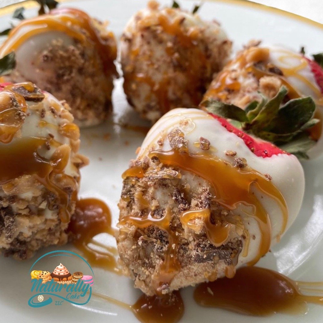 Chocolate Caramel Crunch Chocolate Covered Strawberries 