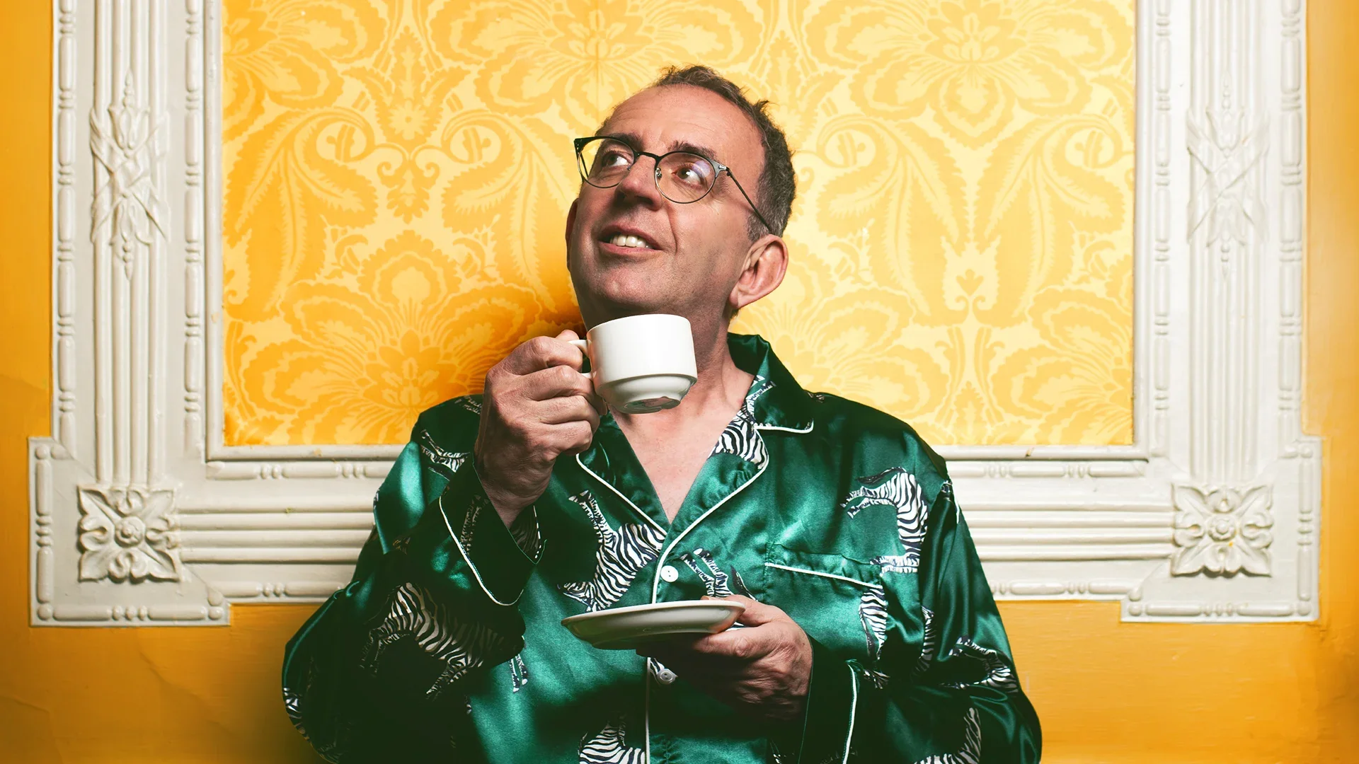 ReverendRichardColes_1920x1080_Prod-Shot.webp