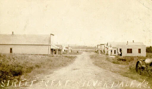 1909 -
The Balls, Barns, Vines, McIntoshs, Johnsons, Forsters, Bullocks, Addisons, Harmons and others - talked to the priest at St Michael’s Episcopal Church in Hays and on March 14, 1910 Fr. Benson held the first Episcopal service in the Bantam S