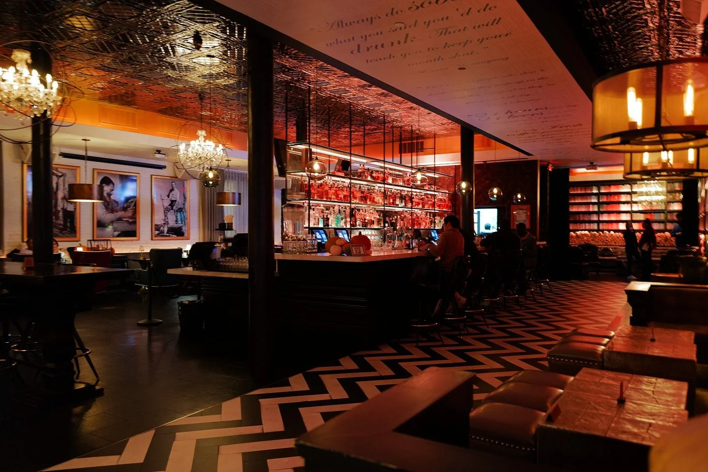 Bar photo 1