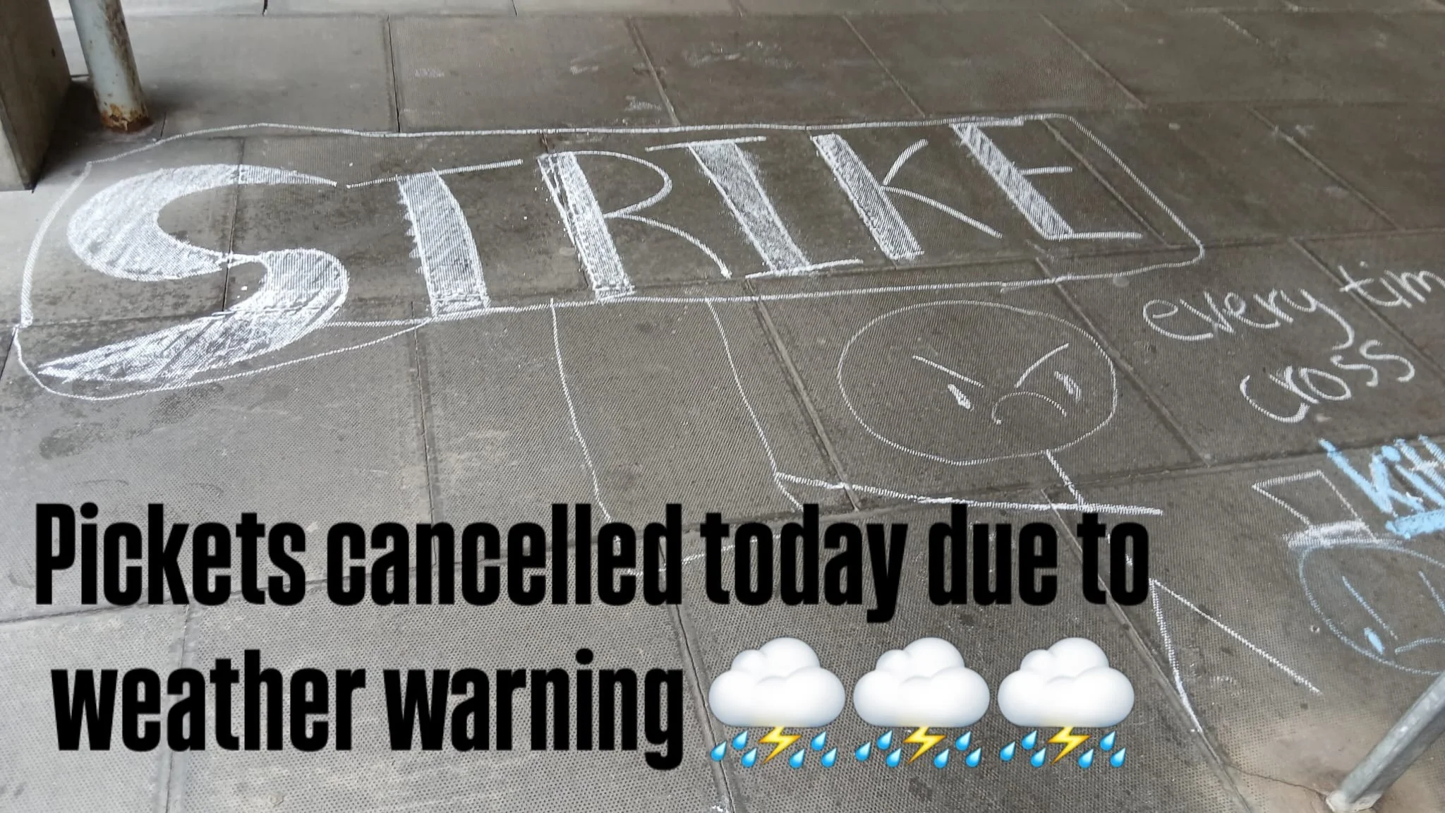 Tuesday 27/10 - Pickets cancelled due to weather warning!

Stay safe and warm and see you tomorrow on the picket line!

#strike 
#edinburgh 
#edinburghuniversity