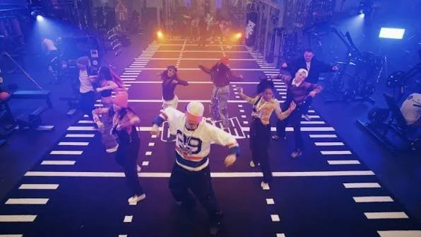 Crunch Fitness "This Is How We Do It" | Wardrobe