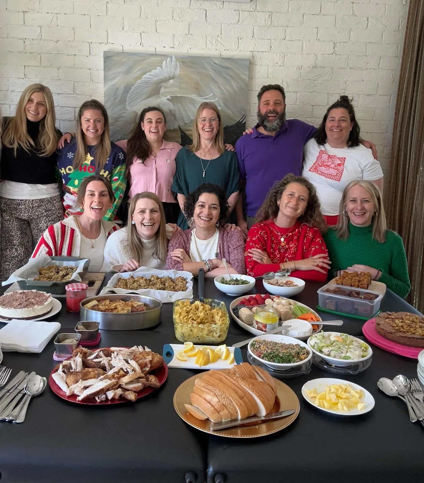 I LOVE this tradition 💗🧑&zwj;🎄

I have been doing it with my Kinesiology classes since I began teaching 14 years ago. 
We use to only do pot luck lunches at the end of the course but now we also have a xmas 🎅🏻 celebration.

Some of these student