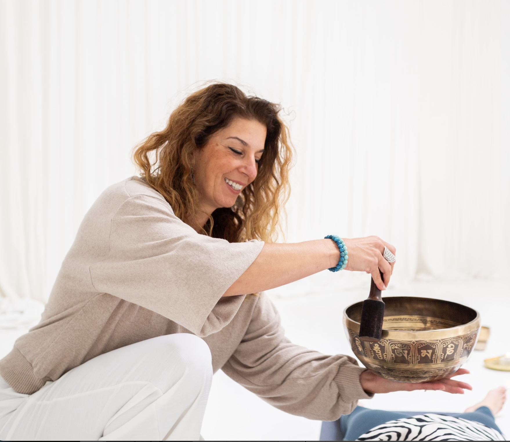 Saturday 15th November. 2pm - 4.30pm. Georgia Karstens offers a restorative  and tranquil experience designed to release tension, re-balance energy, and nourish your entire being.