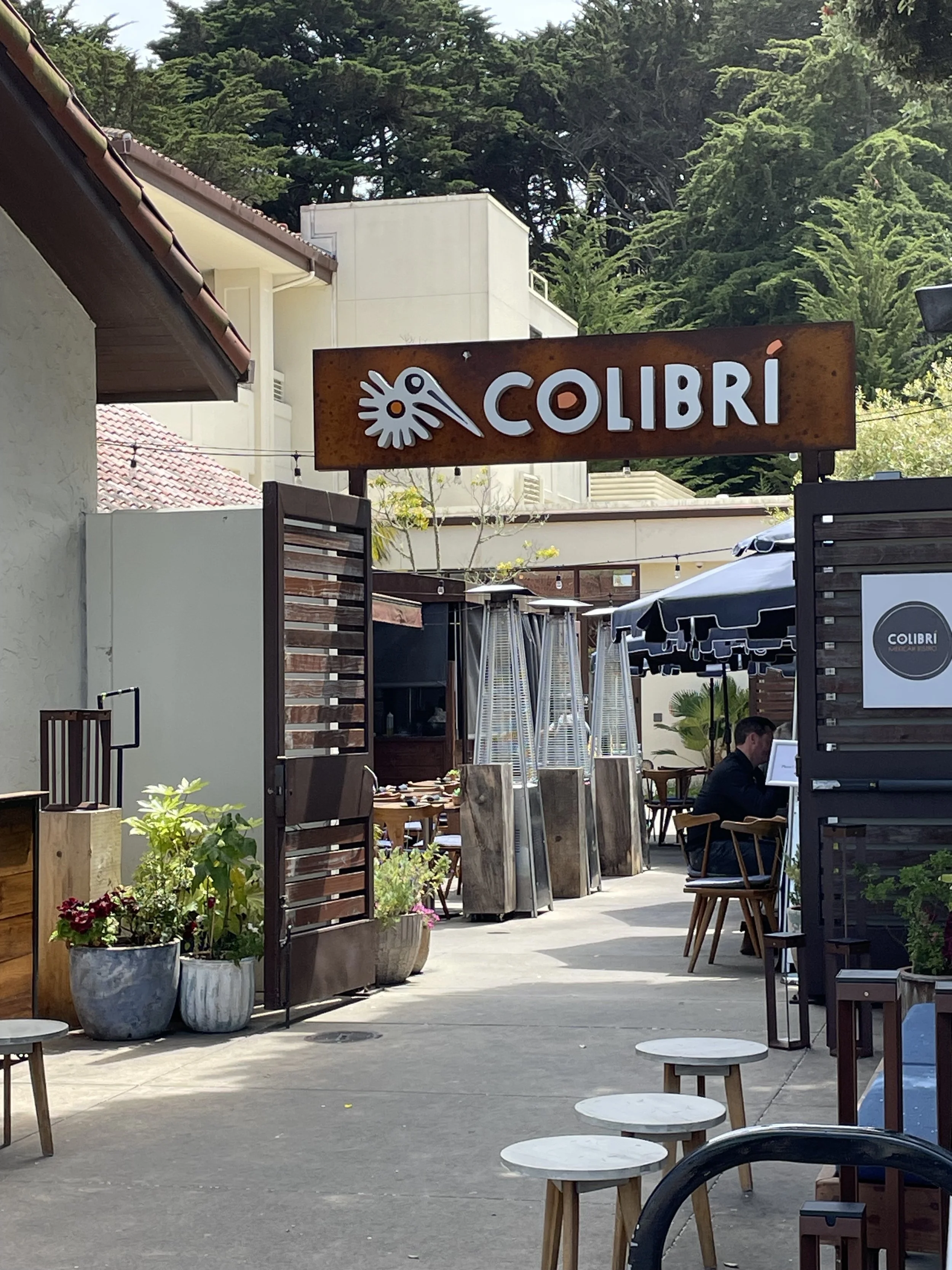 colbri.jpg