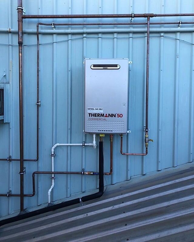 This here is the instantaneous gas hot water system we installed recently at @fremantlespirits. It might not look like much but this unit is as big as a single unit comes and only a handful of sites in WA have these installed. The cafe and kitchen ha