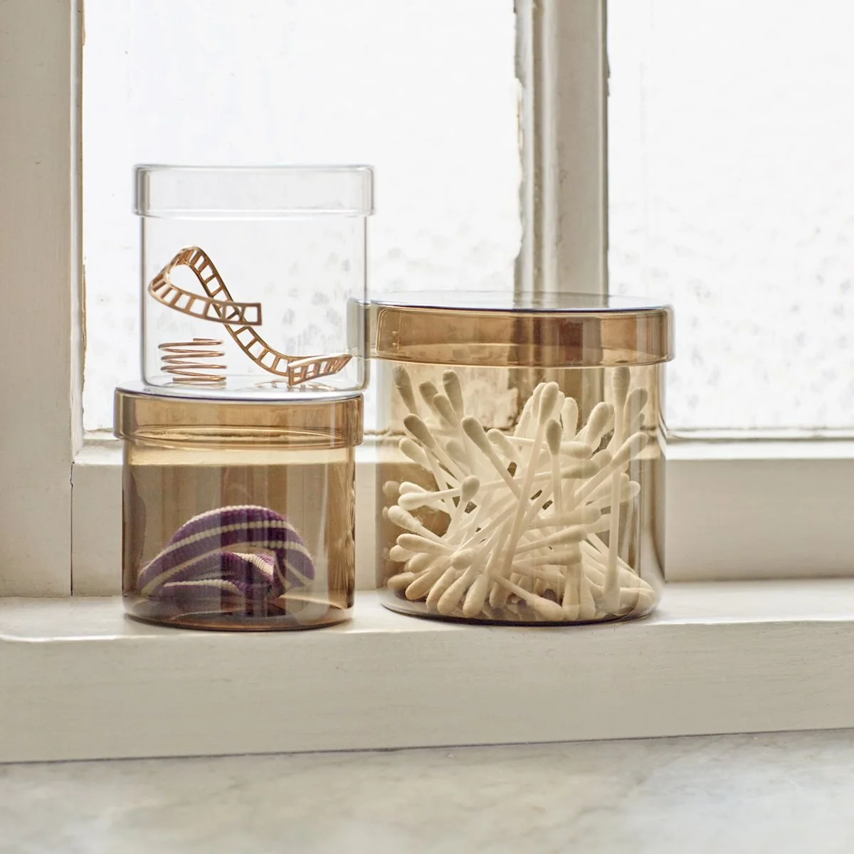 Hay Container - fra 199,- til alt stæsj på badet.