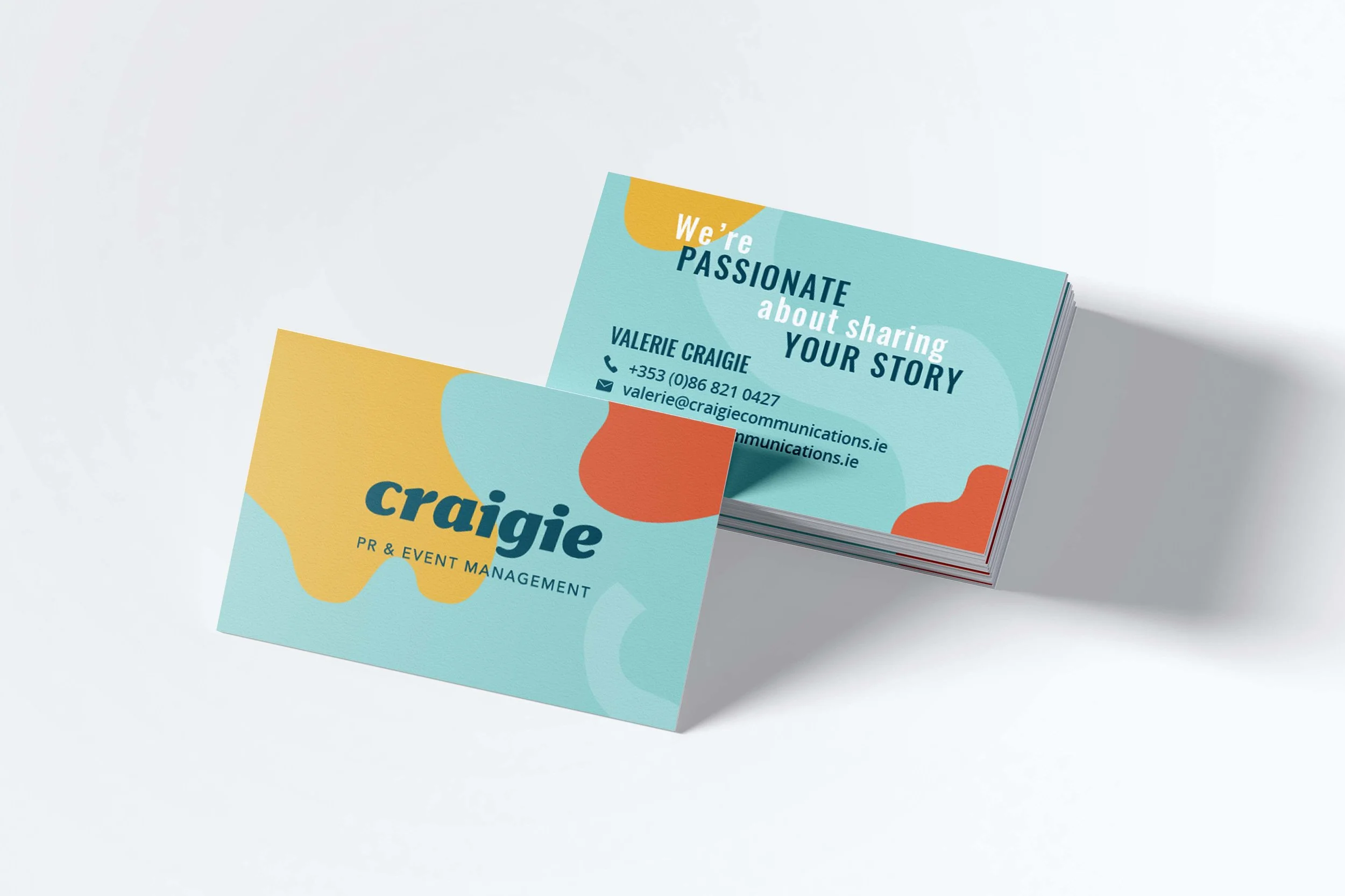 uk-business-cards-mockup-06 CRAIGIE.jpg
