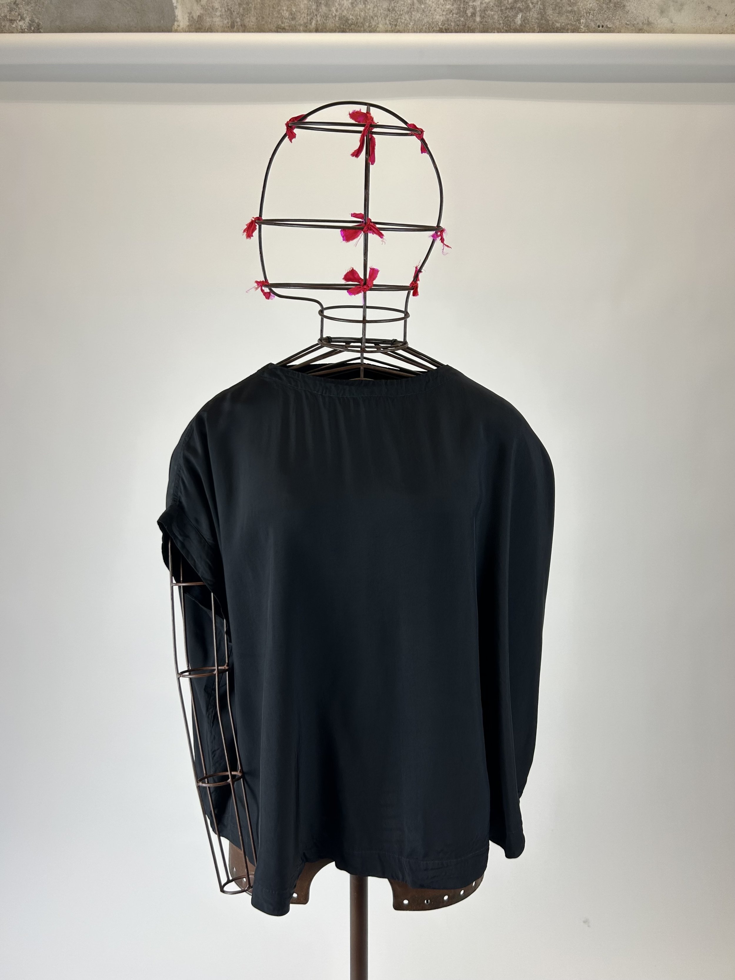 casey•casey francesca top black