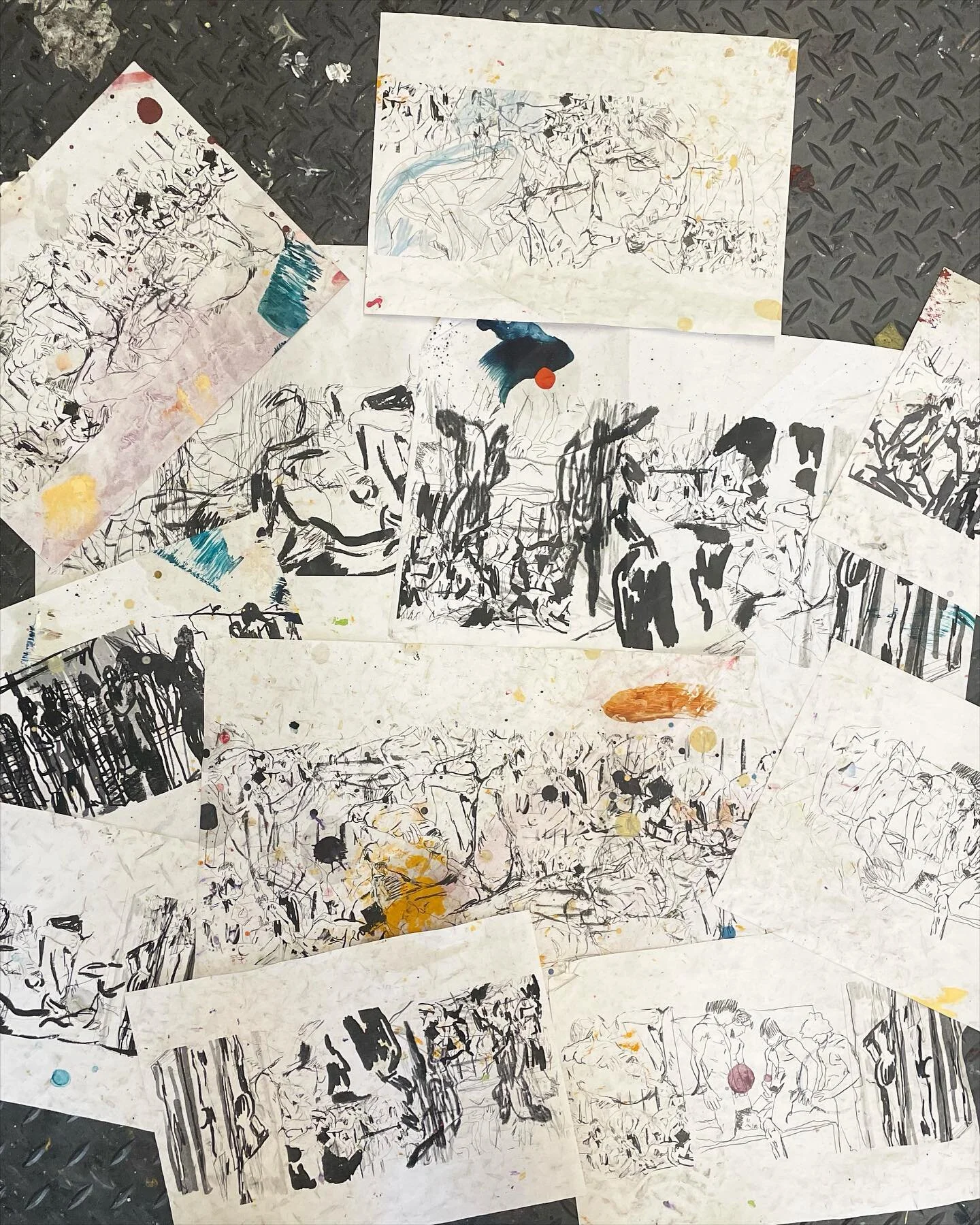After &gt; before pictures of floor drawings. Fair to say I am a messy painter 👩&zwj;🎨