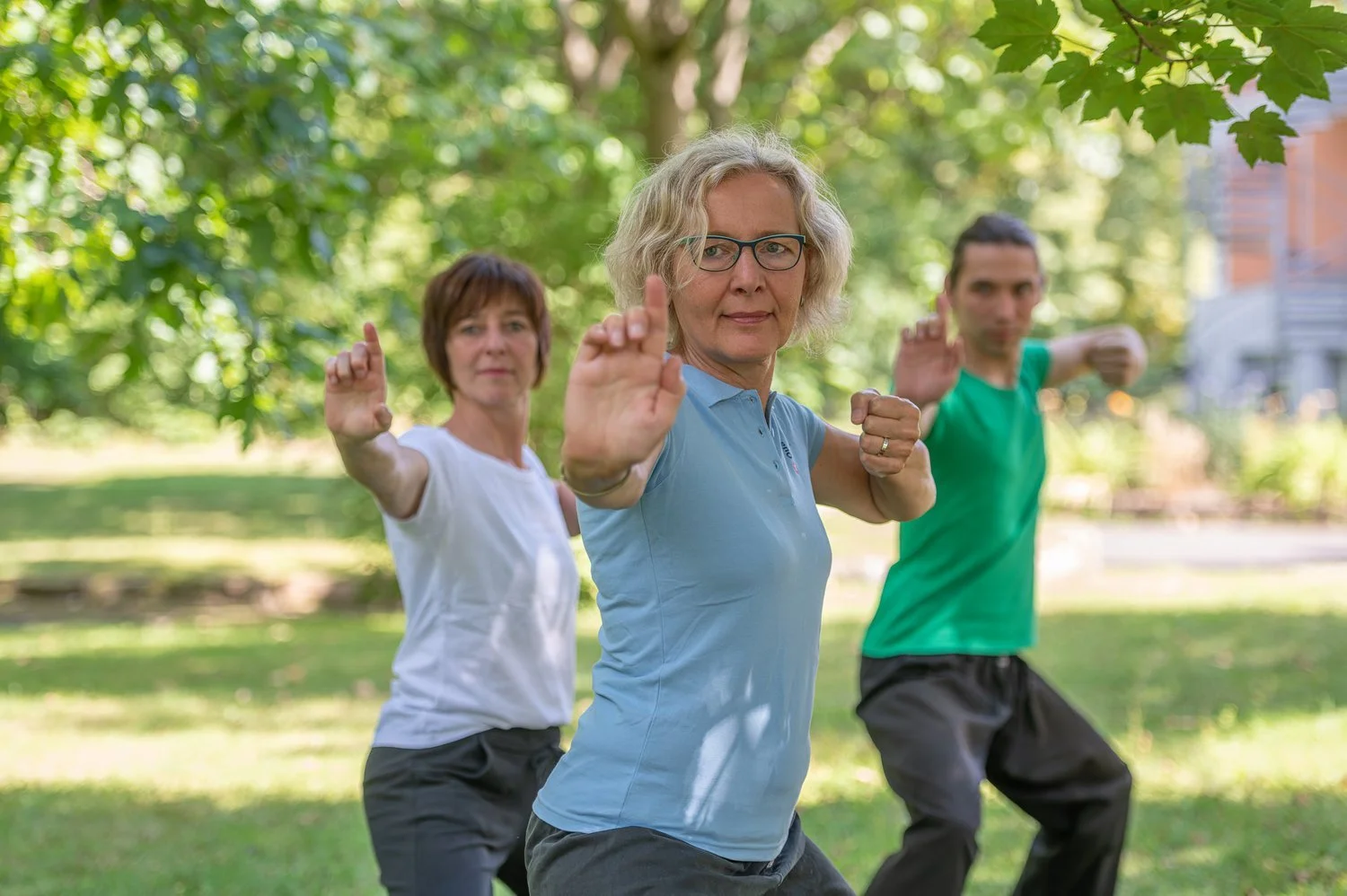 Grundübungen der Kraft Basisseminar II - Modul I Trainer:innen-Ausbildung 2027 