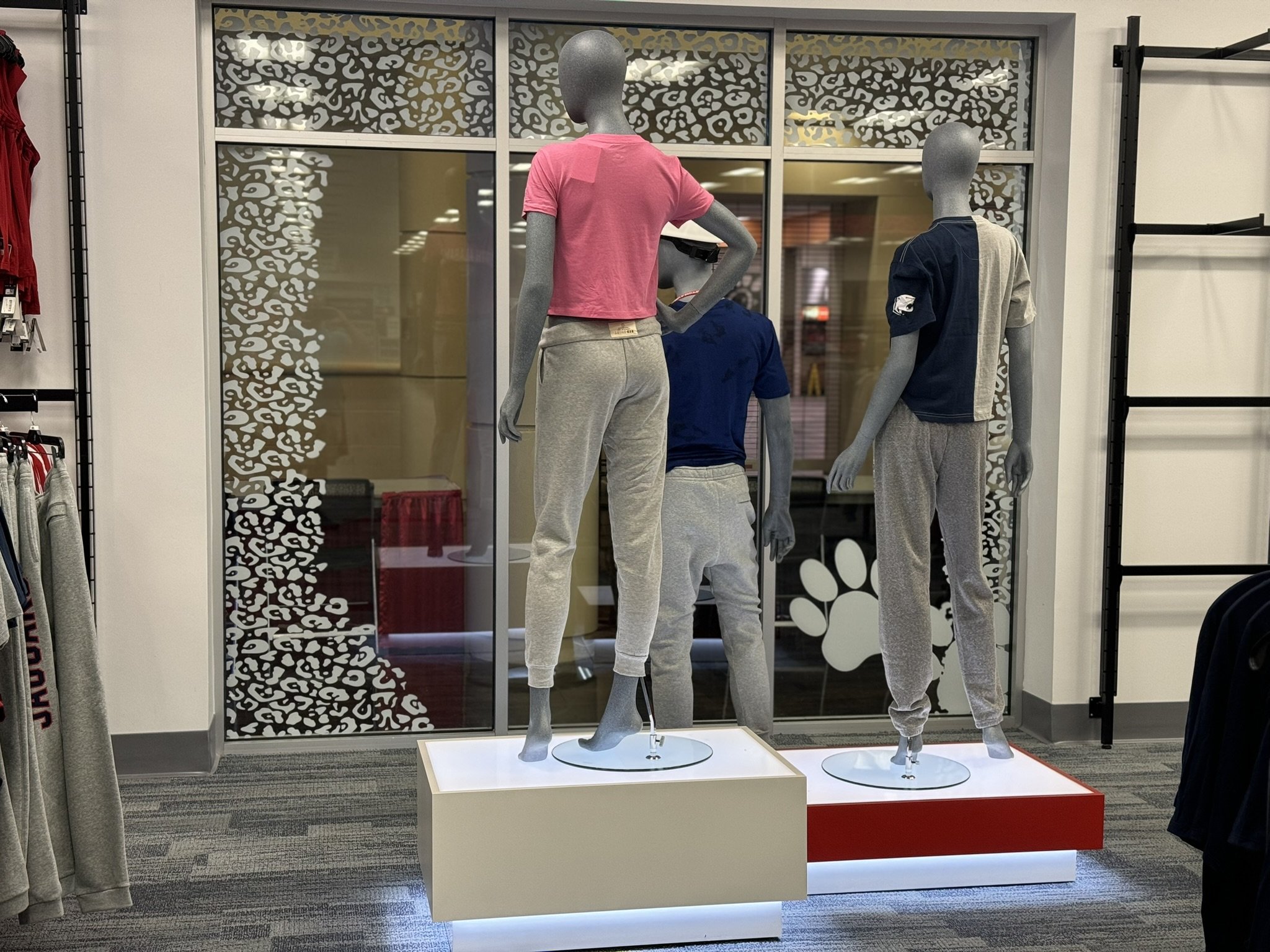 Wrappermike USA Mobile Alabama Barns and Noble Student Center Books Store Decorative Window Graphics.JPEG