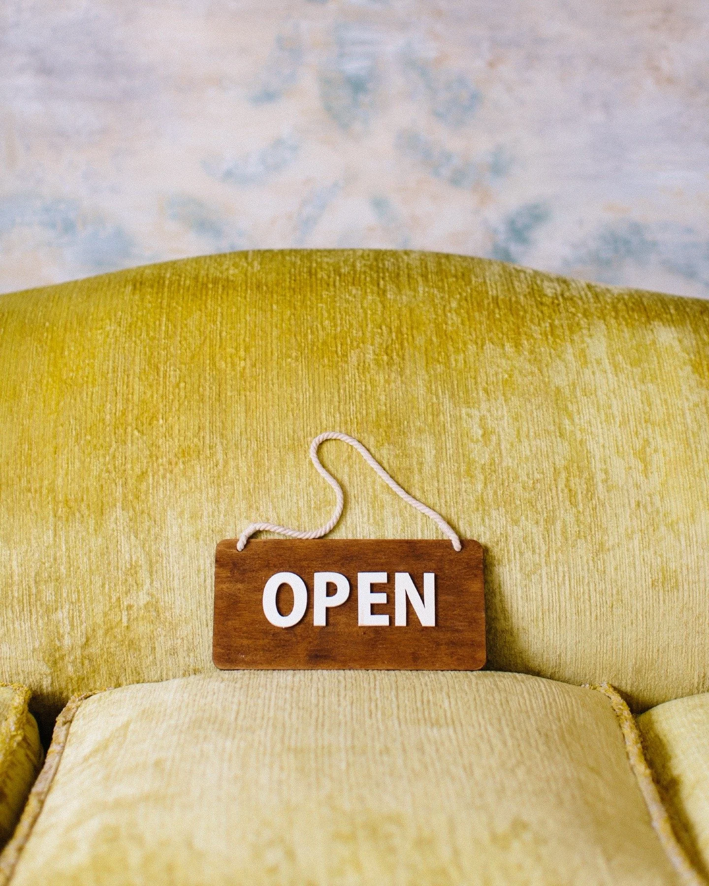 This all started long before I worked in marketing.

I was a decorative painter... up on ladders, paint and plaster on my clothes, creating surfaces that transformed spaces. I loved the work, but talent alone didn&rsquo;t grow my business. What did w