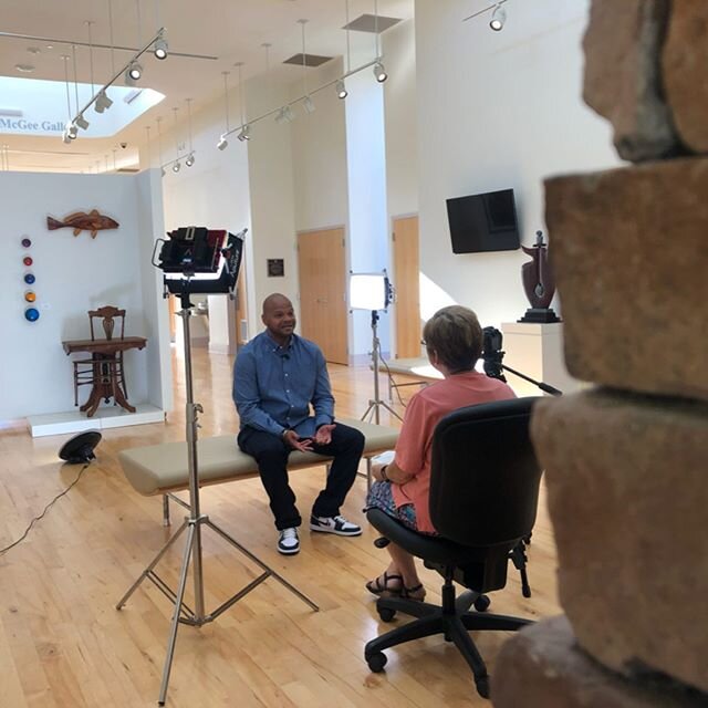 One of my favorite memories of the past year. Conversations with @kevrichardson77 .
.
#WingateUniversity #theexonarated5 #KevinRichardson #SocialJustice #SocialJusticeReform #BlackLivesMatter #fbf❤️