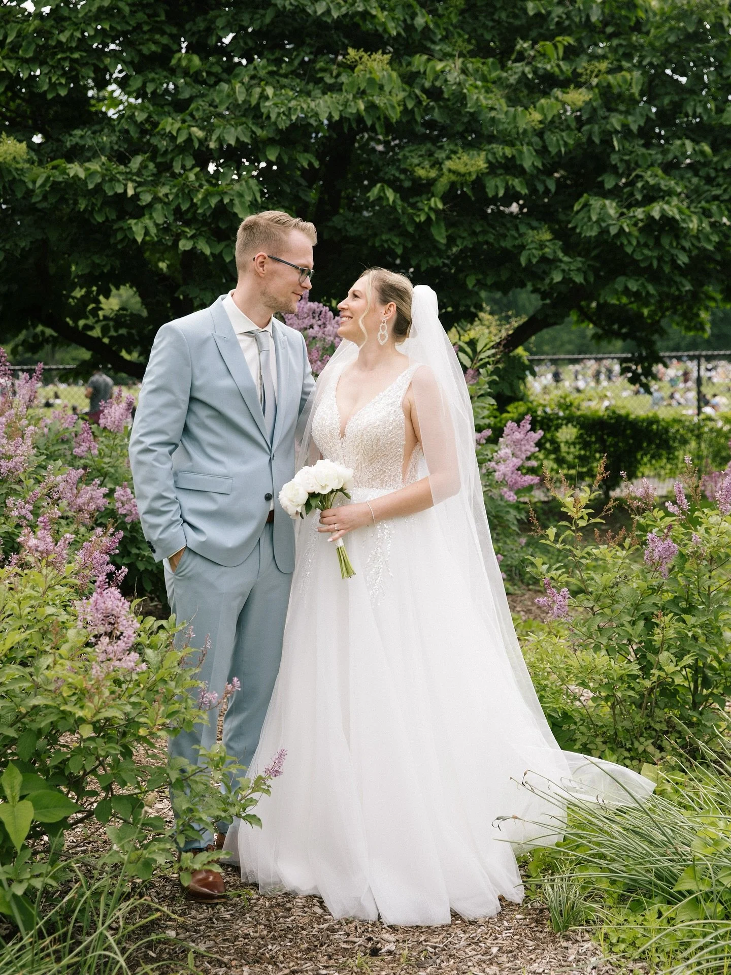 Olga &amp; Jurgen spent their first trip to NYC together by seeing the sights, eating great food and getting married! The spontaneous day of us roaming around the city made for a thrilling afternoon
.
.
.
.
.
.
#photo #photography #weddingday #weddin