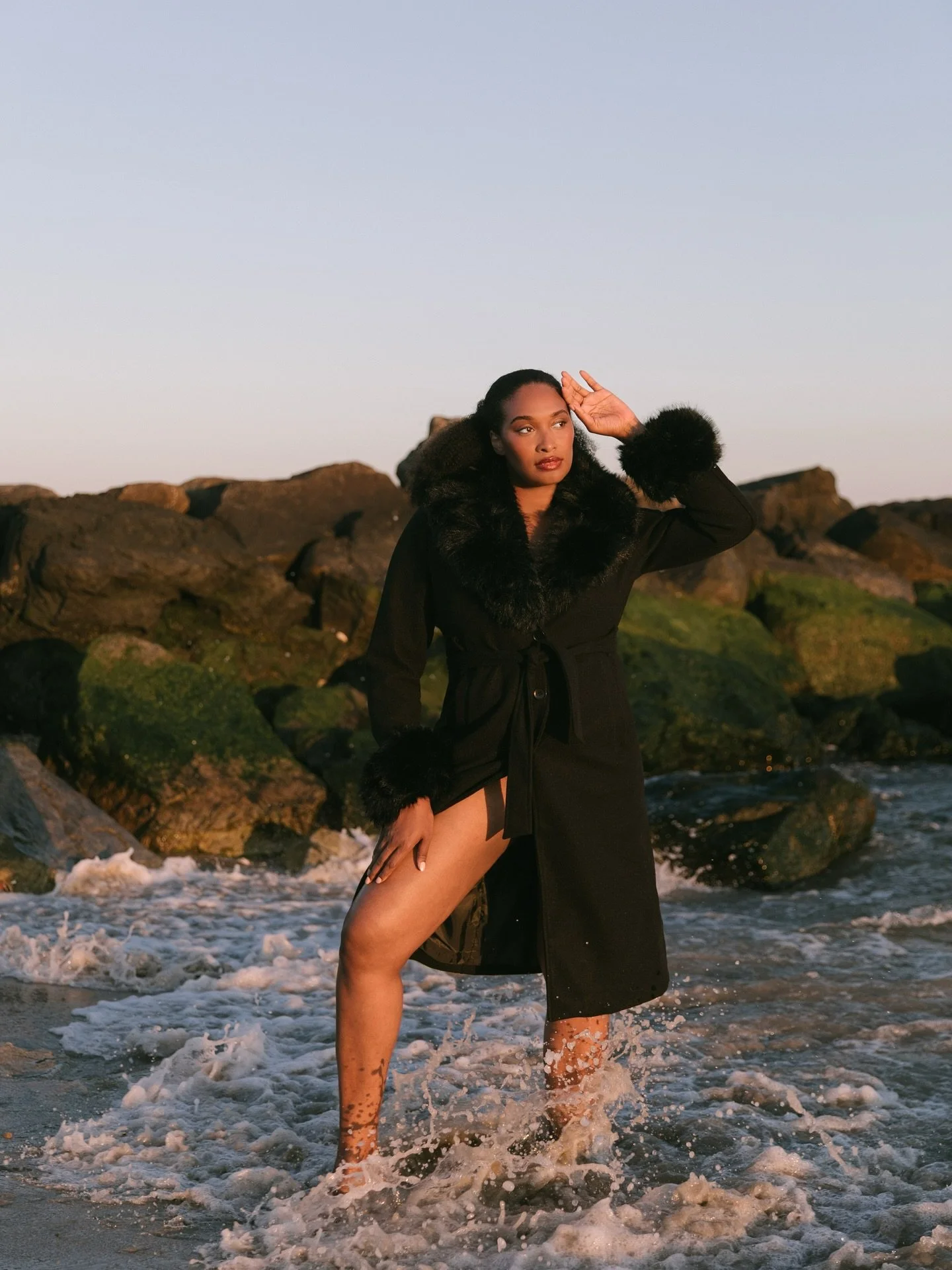 Already missing the beach and warm sunsets ☀️ Model: @jbtdub  Makeup @allievallariomakeup 
.
.
.
.
.
.
#photo #photography #portraits #editorial #beach #summer #portraitphotography #nycphotographer #brooklynphotographer