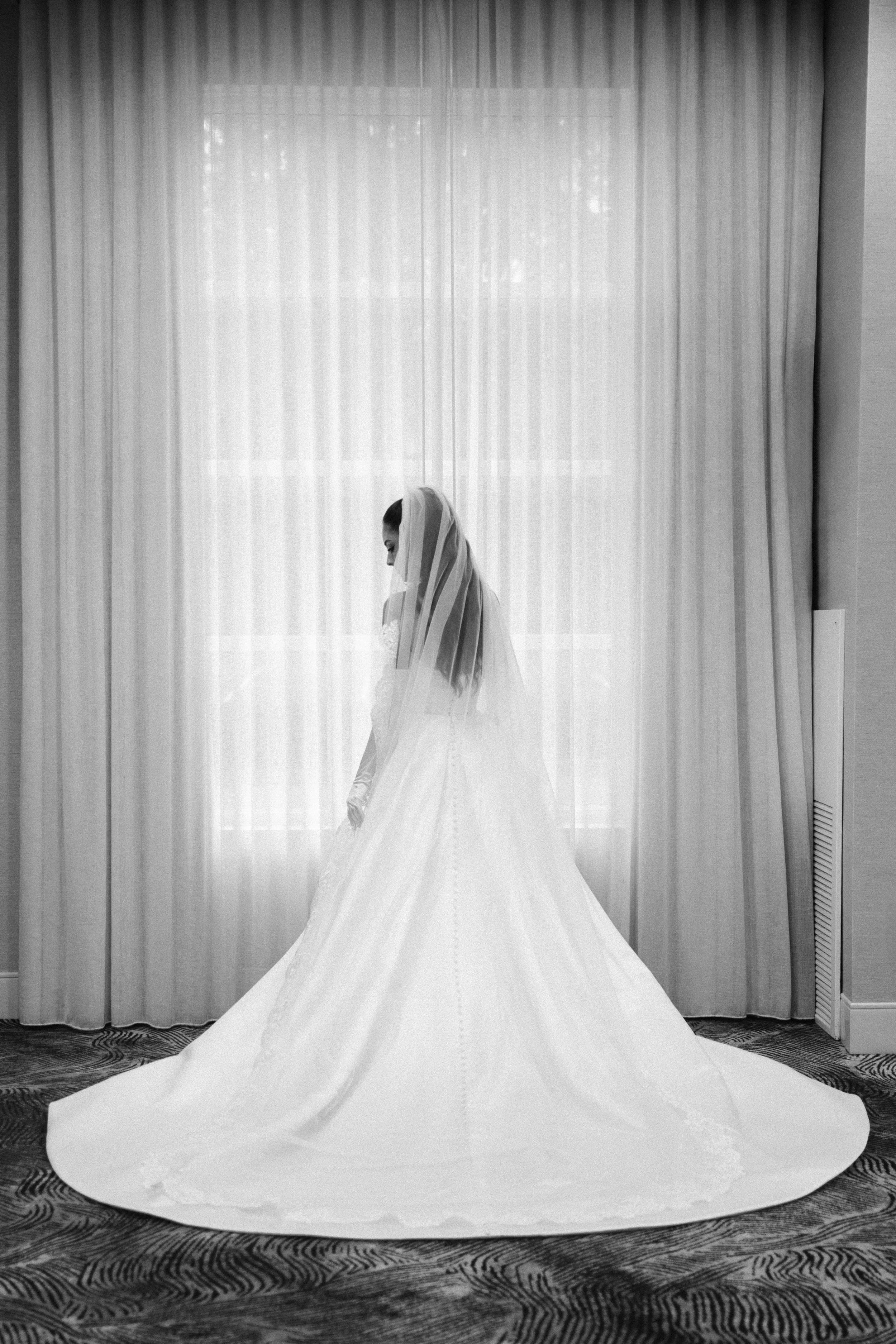 Wedding Photographer in New York City | Timeless & Natural Wedding Photography