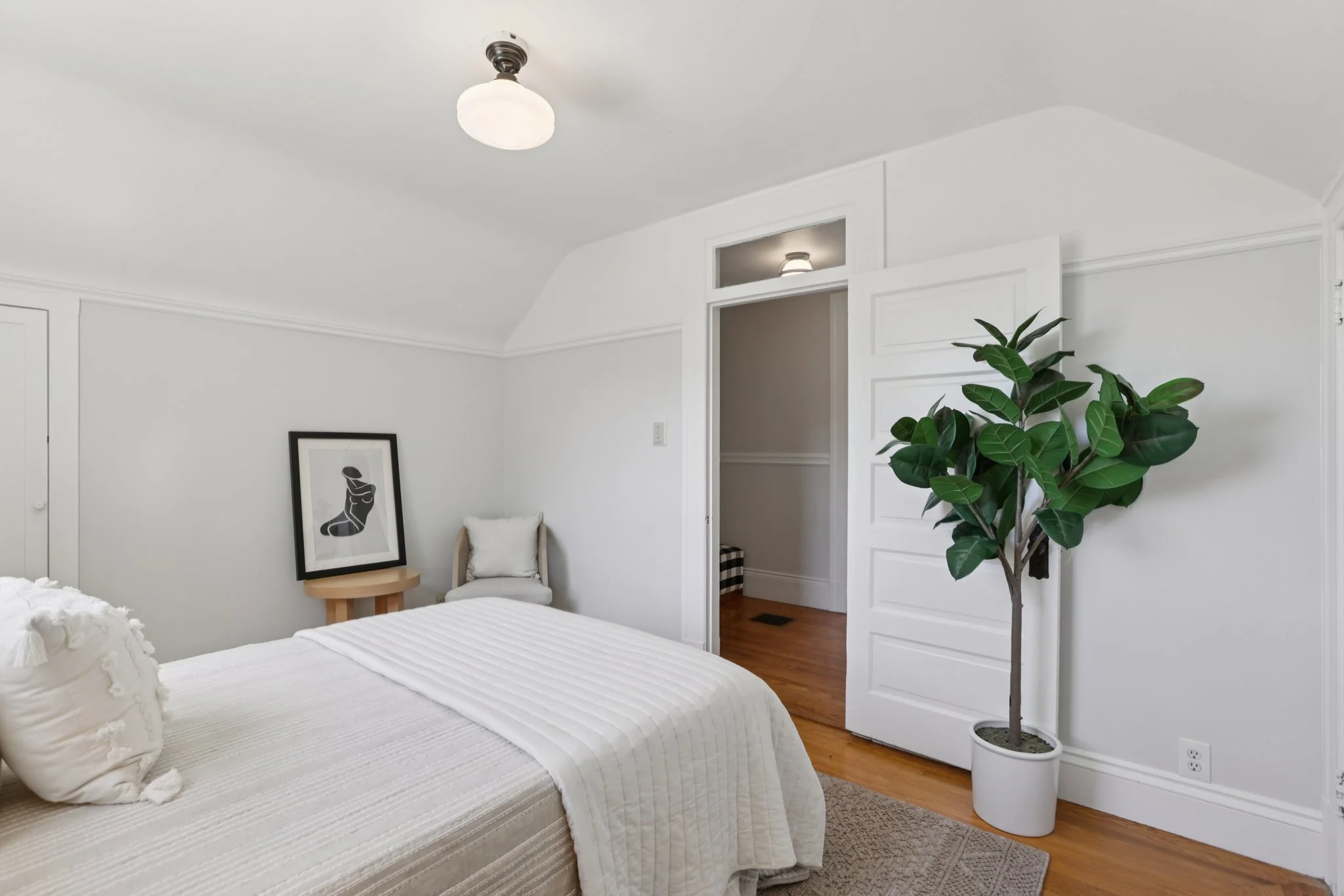 33-web-or-mls-30th Ave-S0409-033.jpg