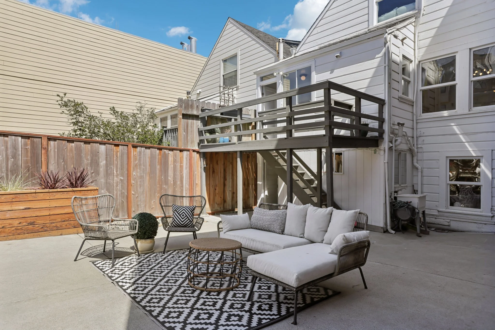 42-web-or-mls-30th Ave-S0409-042.jpg