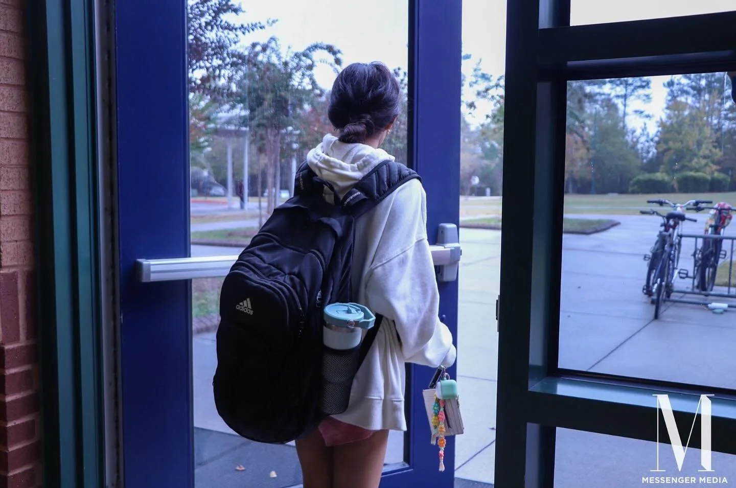 Read about how Northview seniors are grappling with the pressures of college applications, academic responsibilities, and the growing challenge of senioritis, highlighting the need for better support and resources during this critical time.
Photo by 